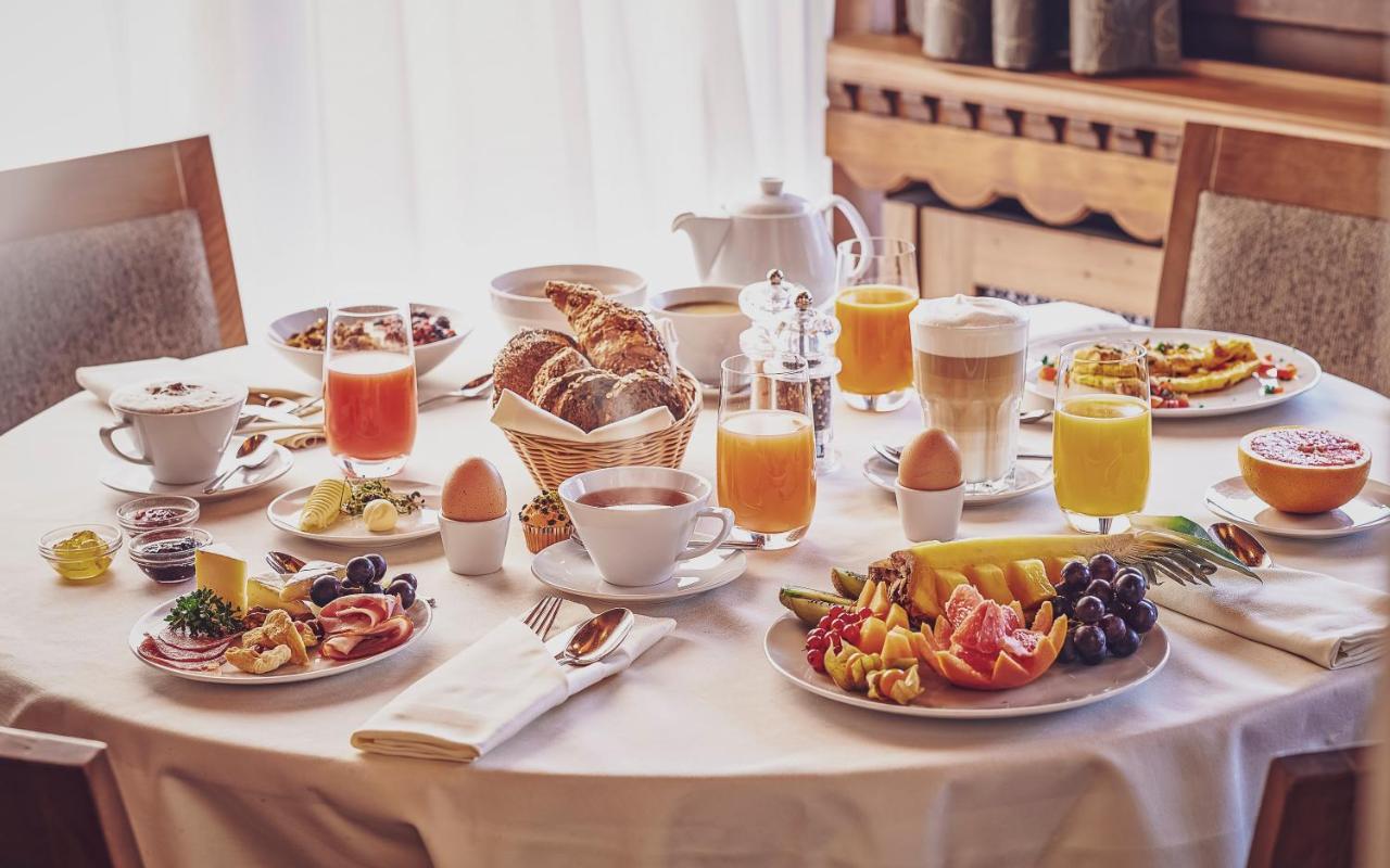 דאבוס Hotel Waldhuus מראה חיצוני תמונה