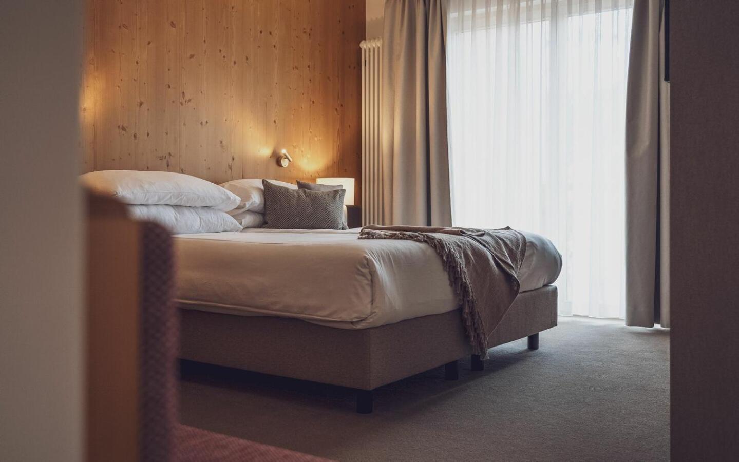 דאבוס Hotel Waldhuus מראה חיצוני תמונה