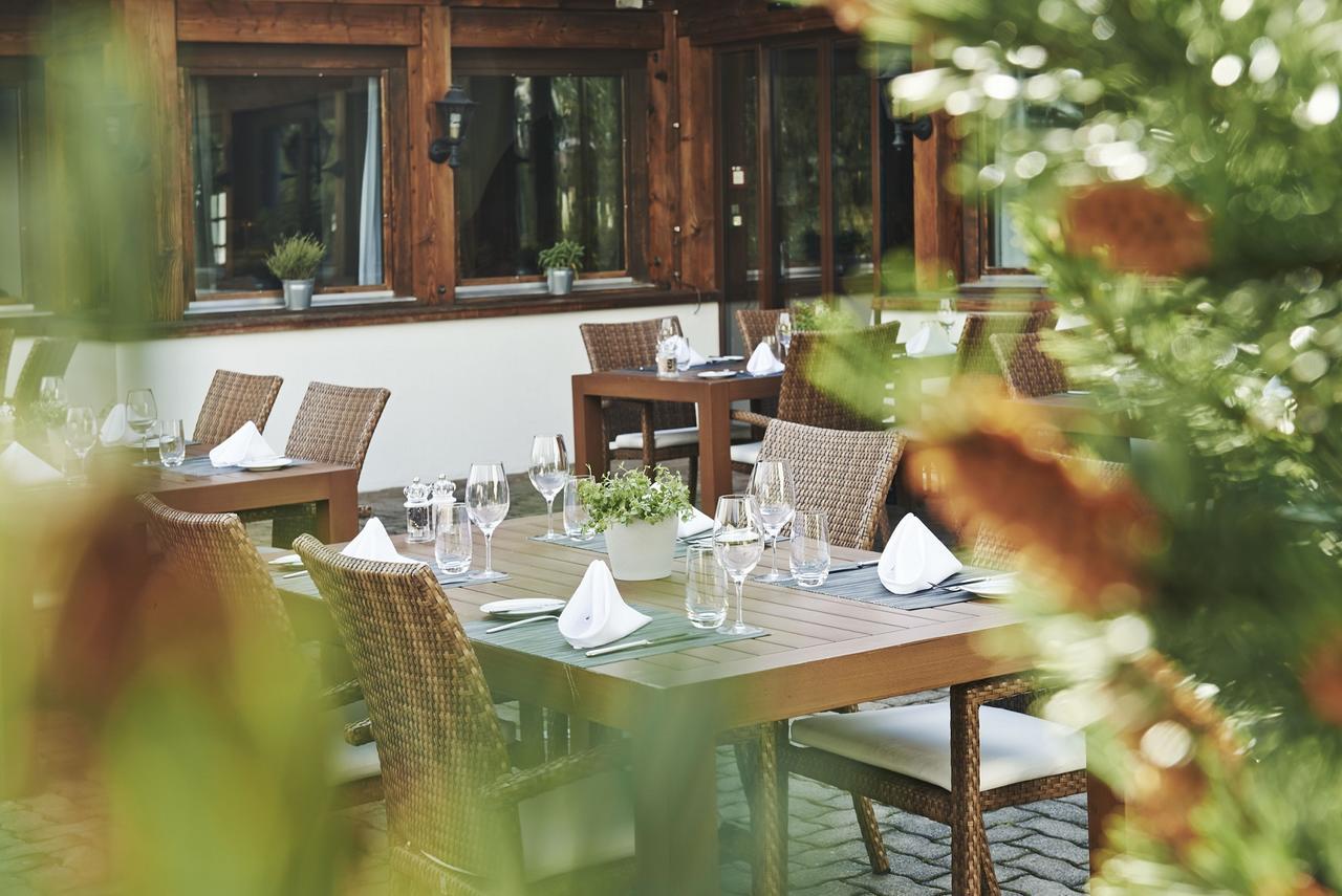דאבוס Hotel Waldhuus מראה חיצוני תמונה